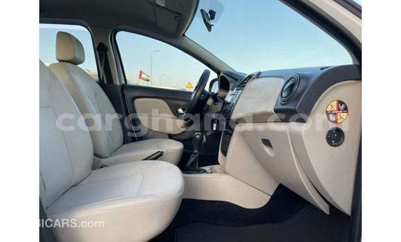 Buy Import Renault 6 White Car in Import - Dubai in Ashanti Buy Import Renault 6 White Car in Import - Dubai in Ashanti