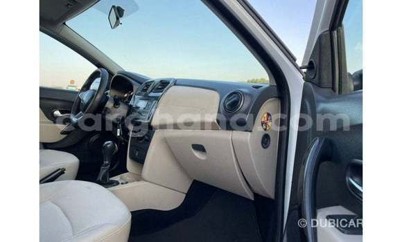 Buy Import Renault 6 White Car in Import - Dubai in Ashanti Buy Import Renault 6 White Car in Import - Dubai in Ashanti