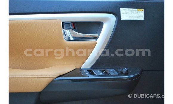 Ra Imported Toyota Fortuner funfun Ọkọ̀ in Import - Dubai ni Ashanti Ra Imported Toyota Fortuner funfun Ọkọ̀ in Import - Dubai ni Ashanti