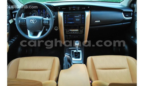Ra Imported Toyota Fortuner funfun Ọkọ̀ in Import - Dubai ni Ashanti Ra Imported Toyota Fortuner funfun Ọkọ̀ in Import - Dubai ni Ashanti