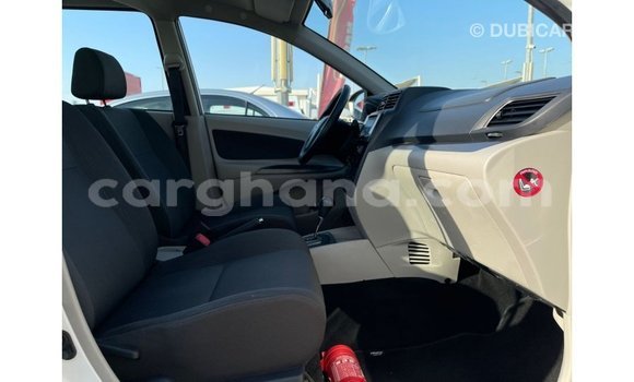 Ra Imported Toyota Avanza funfun Ọkọ̀ in Import - Dubai ni Ashanti Ra Imported Toyota Avanza funfun Ọkọ̀ in Import - Dubai ni Ashanti