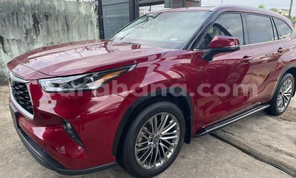Ra Tuntun Toyota Highlander Red Ọkọ̀ in Sekondi–Takoradi Metropolitan ni Oorun Ra Tuntun Toyota Highlander Red Ọkọ̀ in Sekondi–Takoradi Metropolitan ni Oorun
