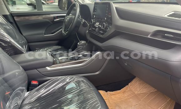 Ra Tuntun Toyota Highlander Red Ọkọ̀ in Sekondi–Takoradi Metropolitan ni Oorun Ra Tuntun Toyota Highlander Red Ọkọ̀ in Sekondi–Takoradi Metropolitan ni Oorun