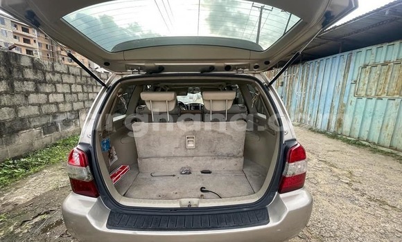 Buy Used Toyota Highlander Other Car in Sekondi–Takoradi Metropolitan in Western Buy Used Toyota Highlander Other Car in Sekondi–Takoradi Metropolitan in Western