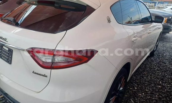 Sayi Na hannu Maserati Levante White Mota in Accra a Greater Accra Sayi Na hannu Maserati Levante White Mota in Accra a Greater Accra