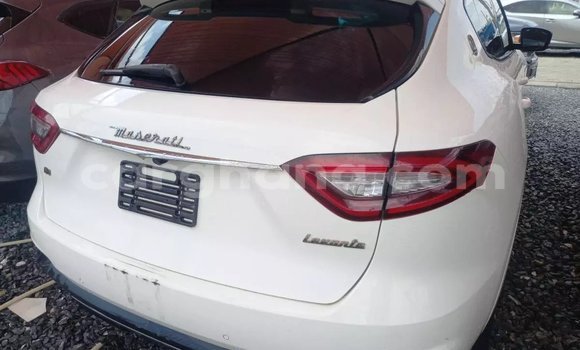 Sayi Na hannu Maserati Levante White Mota in Accra a Greater Accra Sayi Na hannu Maserati Levante White Mota in Accra a Greater Accra