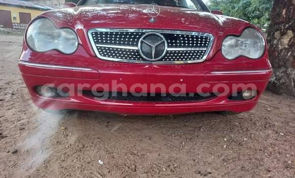 Ra Àlòkù Mercedes-Benz C-Classe Red Ọkọ̀ in Accra ni Greater Accra Ra Àlòkù Mercedes-Benz C-Classe Red Ọkọ̀ in Accra ni Greater Accra