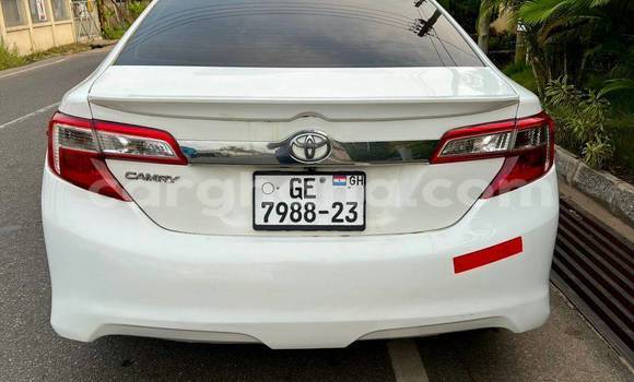 Buy Used Toyota Camry White Car in Accra in Greater Accra Buy Used Toyota Camry White Car in Accra in Greater Accra