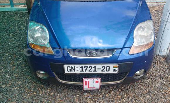 Sayi Na hannu Toyota Vitz Blue Mota in Accra a Greater Accra