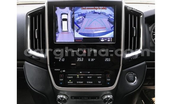 Ra Imported Toyota Land Cruiser funfun Ọkọ̀ in Import - Dubai ni Ashanti Ra Imported Toyota Land Cruiser funfun Ọkọ̀ in Import - Dubai ni Ashanti