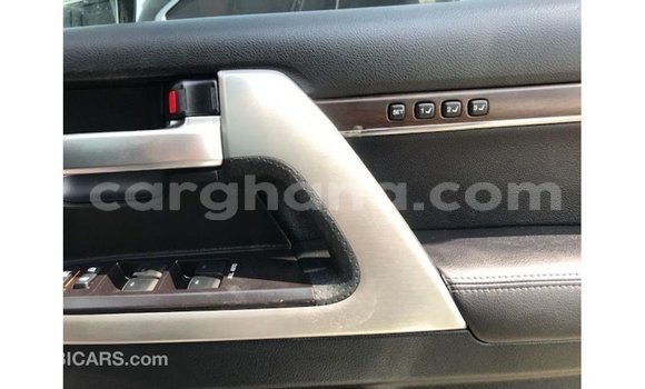 Ra Imported Toyota Land Cruiser funfun Ọkọ̀ in Import - Dubai ni Ashanti Ra Imported Toyota Land Cruiser funfun Ọkọ̀ in Import - Dubai ni Ashanti