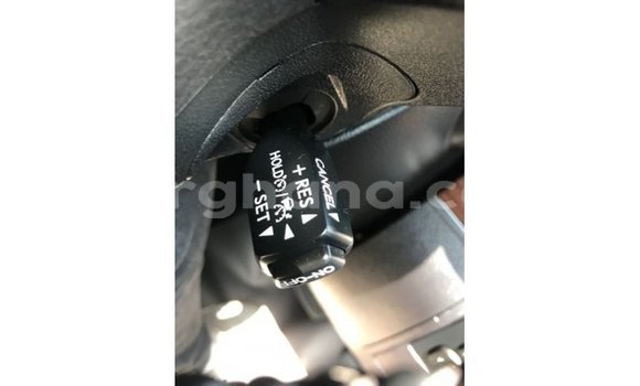 Ra Imported Toyota Land Cruiser funfun Ọkọ̀ in Import - Dubai ni Ashanti Ra Imported Toyota Land Cruiser funfun Ọkọ̀ in Import - Dubai ni Ashanti