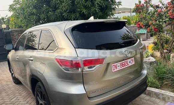 Buy Used Toyota Highlander Other Car in Accra in Greater Accra Buy Used Toyota Highlander Other Car in Accra in Greater Accra