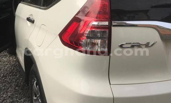Ra Àlòkù Honda CR–V funfun Ọkọ̀ in Accra ni Greater Accra Ra Àlòkù Honda CR–V funfun Ọkọ̀ in Accra ni Greater Accra
