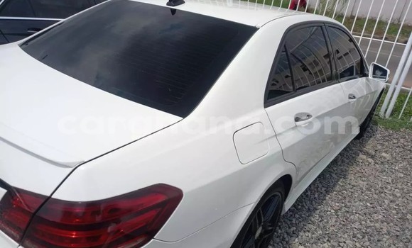 Buy Used Mercedes‒Benz E–Class White Car in Accra in Greater Accra Buy Used Mercedes‒Benz E–Class White Car in Accra in Greater Accra