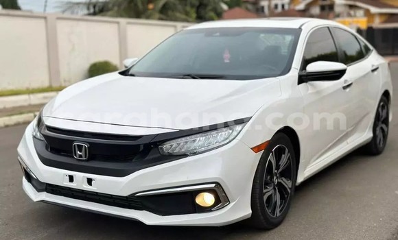 Sayi Na hannu Honda Civic White Mota in Accra a Greater Accra Sayi Na hannu Honda Civic White Mota in Accra a Greater Accra