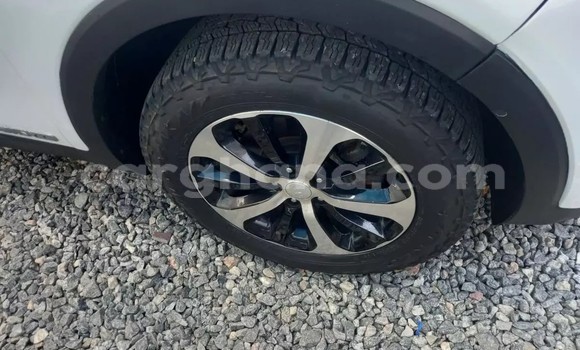 Buy Used Kia Sportage White Car in Accra in Greater Accra Buy Used Kia Sportage White Car in Accra in Greater Accra