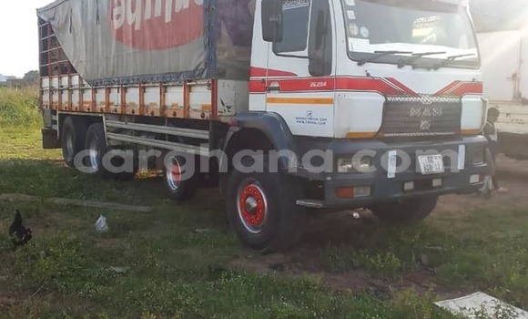 Ra Àlòkù Marcos LM 400 Miiran Ọkọ̀ in Accra ni Greater Accra