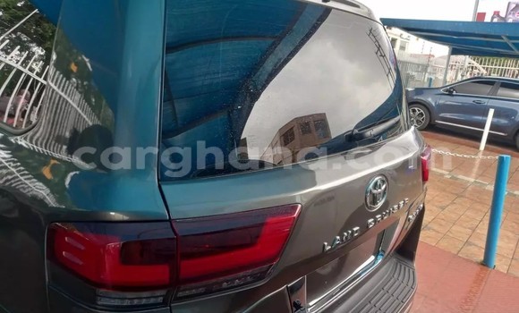 Sayi Na hannu Toyota Land Cruiser Brown Mota in Accra a Greater Accra Sayi Na hannu Toyota Land Cruiser Brown Mota in Accra a Greater Accra