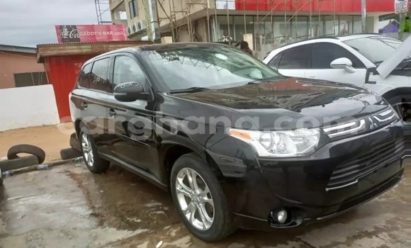 Sayi Na hannu Mitsubishi Outlander Black Mota in Accra a Greater Accra