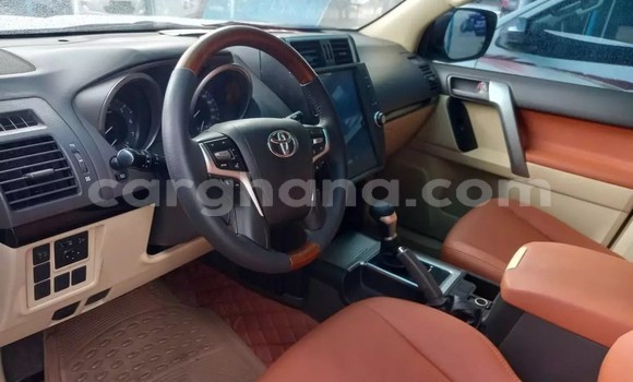 Sayi Na hannu Toyota Land Cruiser Prado White Mota in Accra a Greater Accra Sayi Na hannu Toyota Land Cruiser Prado White Mota in Accra a Greater Accra