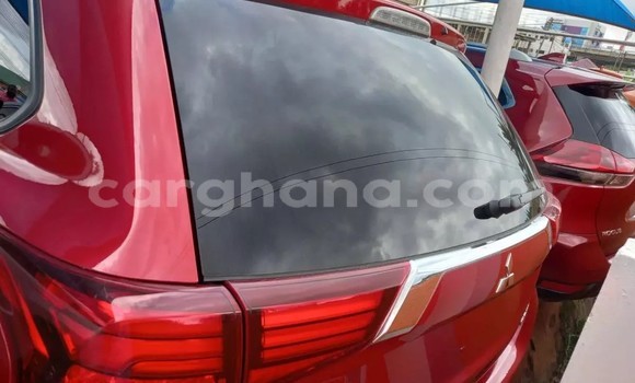 Sayi Na hannu Mitsubishi Outlander Red Mota in Accra a Greater Accra Sayi Na hannu Mitsubishi Outlander Red Mota in Accra a Greater Accra