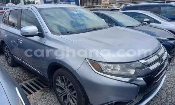 Ra Àlòkù Mitsubishi Outlander Silver Ọkọ̀ in Accra ni Greater Accra Ra Àlòkù Mitsubishi Outlander Silver Ọkọ̀ in Accra ni Greater Accra