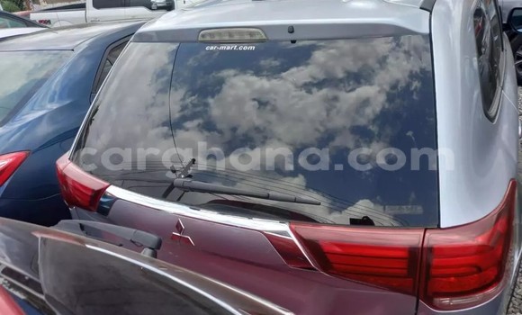 Ra Àlòkù Mitsubishi Outlander Silver Ọkọ̀ in Accra ni Greater Accra Ra Àlòkù Mitsubishi Outlander Silver Ọkọ̀ in Accra ni Greater Accra