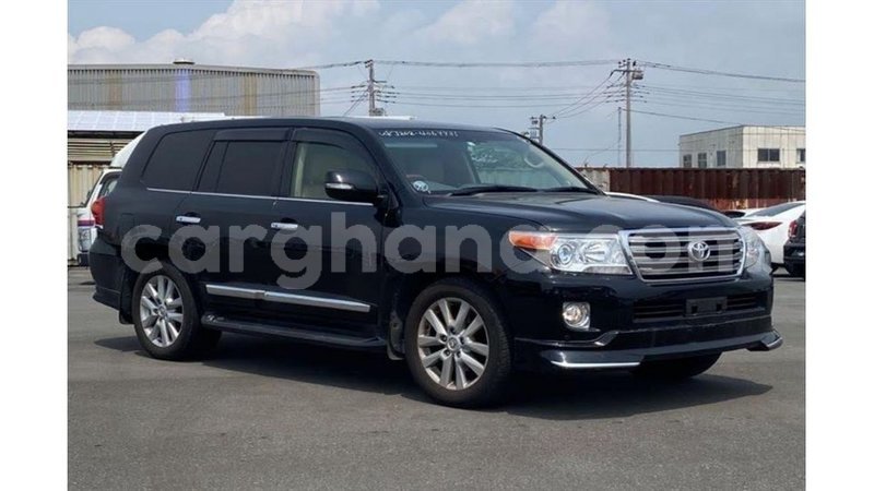 Big with watermark toyota land cruiser ashanti import dubai 10810