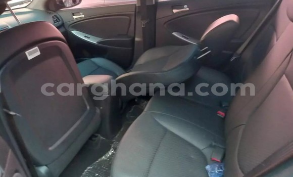 Sayi Na hannu Hyundai Accent Azurfa Mota in Accra a Greater Accra Sayi Na hannu Hyundai Accent Azurfa Mota in Accra a Greater Accra
