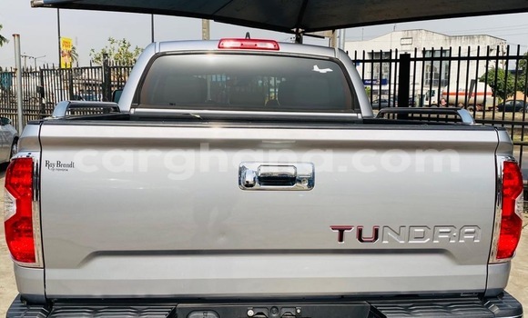Sayi Na hannu Toyota Tundra Azurfa Mota in Sekondi–Takoradi Metropolitan a Yamma Sayi Na hannu Toyota Tundra Azurfa Mota in Sekondi–Takoradi Metropolitan a Yamma