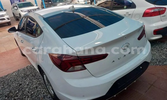 Sayi Na hannu Hyundai Avante White Mota in Accra a Greater Accra Sayi Na hannu Hyundai Avante White Mota in Accra a Greater Accra