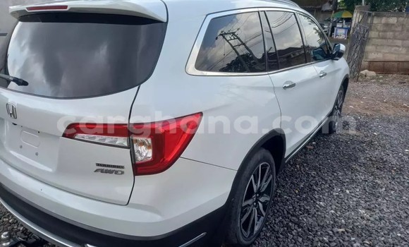 Sayi Na hannu Honda Pilot White Mota in Accra a Greater Accra Sayi Na hannu Honda Pilot White Mota in Accra a Greater Accra