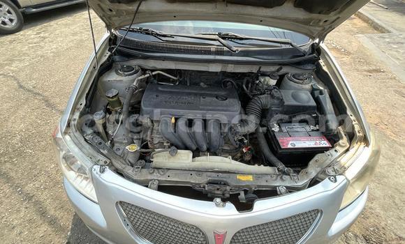 Ra Àlòkù Pontiac Vibe Silver Ọkọ̀ in Iwọn didun ni Oorun Ra Àlòkù Pontiac Vibe Silver Ọkọ̀ in Iwọn didun ni Oorun