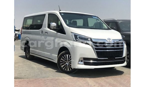 Buy Import Toyota Granvia White Car in Import - Dubai in Ashanti Buy Import Toyota Granvia White Car in Import - Dubai in Ashanti