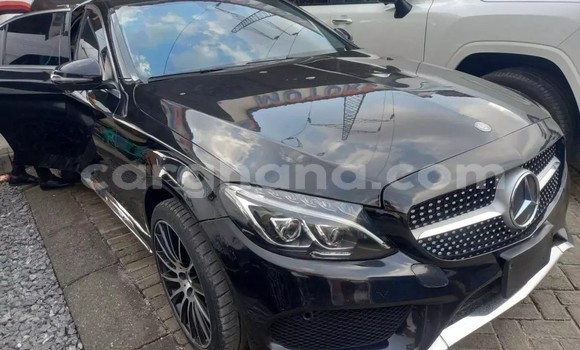 Ra Àlòkù Mercedes‒Benz C–Class Black Ọkọ̀ in Accra ni Greater Accra Ra Àlòkù Mercedes‒Benz C–Class Black Ọkọ̀ in Accra ni Greater Accra