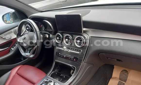 Sayi Na hannu Mercedes‒Benz GLC White Mota in Accra a Greater Accra Sayi Na hannu Mercedes‒Benz GLC White Mota in Accra a Greater Accra