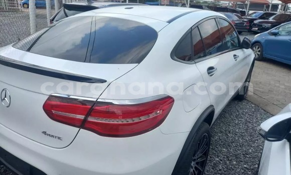 Sayi Na hannu Mercedes‒Benz GLC White Mota in Accra a Greater Accra Sayi Na hannu Mercedes‒Benz GLC White Mota in Accra a Greater Accra