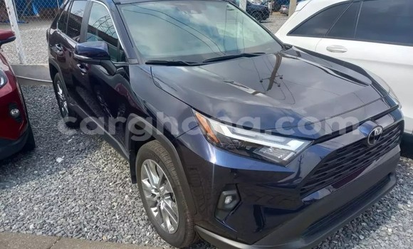 Ra Àlòkù Toyota RAV4 Blue Ọkọ̀ in Accra ni Greater Accra Ra Àlòkù Toyota RAV4 Blue Ọkọ̀ in Accra ni Greater Accra
