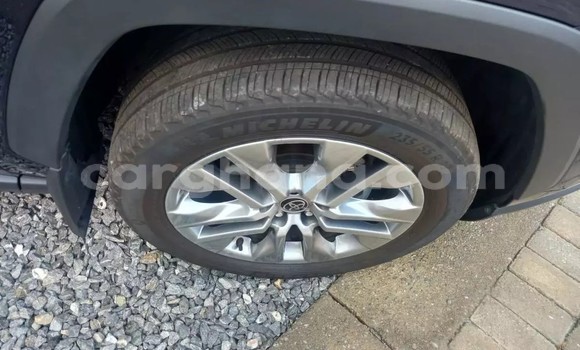 Ra Àlòkù Toyota RAV4 Blue Ọkọ̀ in Accra ni Greater Accra Ra Àlòkù Toyota RAV4 Blue Ọkọ̀ in Accra ni Greater Accra