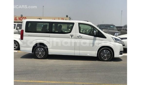 Buy Import Toyota Granvia White Car in Import - Dubai in Ashanti Buy Import Toyota Granvia White Car in Import - Dubai in Ashanti