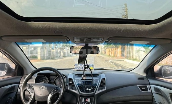 Buy Used Hyundai Elantra White Car in Accra in Greater Accra Buy Used Hyundai Elantra White Car in Accra in Greater Accra