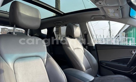 Buy Used Hyundai Santa Fe White Car in Accra in Greater Accra Buy Used Hyundai Santa Fe White Car in Accra in Greater Accra