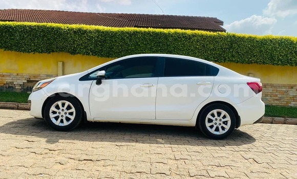 Buy Used Kia Rio White Car in Accra in Greater Accra Buy Used Kia Rio White Car in Accra in Greater Accra