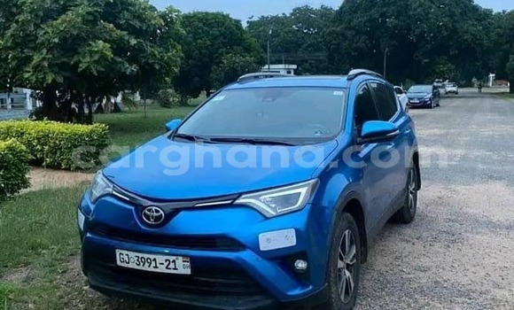 Ra Àlòkù Toyota RAV4 Blue Ọkọ̀ in Accra ni Greater Accra