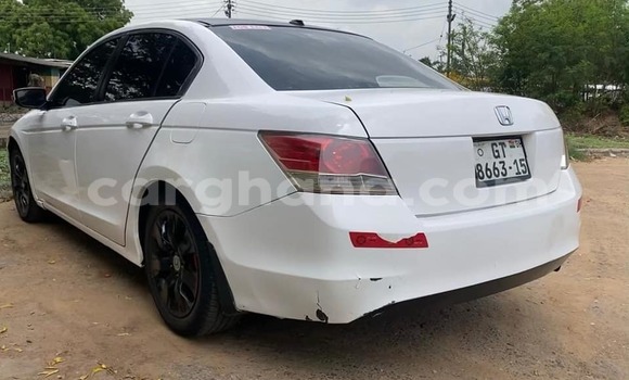 Buy Used Honda Accord White Car in Accra in Greater Accra Buy Used Honda Accord White Car in Accra in Greater Accra