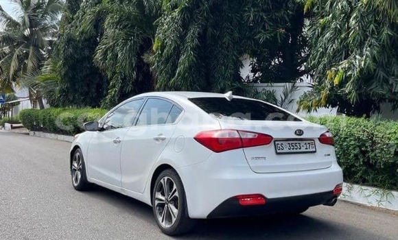 Buy Used Kia Forte White Car in Accra in Greater Accra Buy Used Kia Forte White Car in Accra in Greater Accra