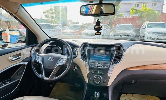 Buy Used Hyundai Santa Fe Red Car in Accra in Greater Accra Buy Used Hyundai Santa Fe Red Car in Accra in Greater Accra