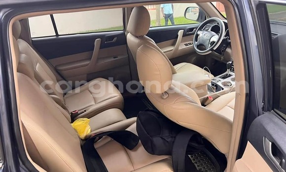 Buy Used Toyota Highlander Other Car in Accra in Greater Accra Buy Used Toyota Highlander Other Car in Accra in Greater Accra