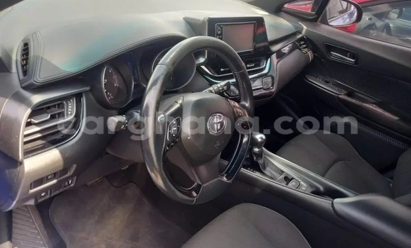 Buy Used Toyota C-HR Blue Car in Accra in Greater Accra Buy Used Toyota C-HR Blue Car in Accra in Greater Accra